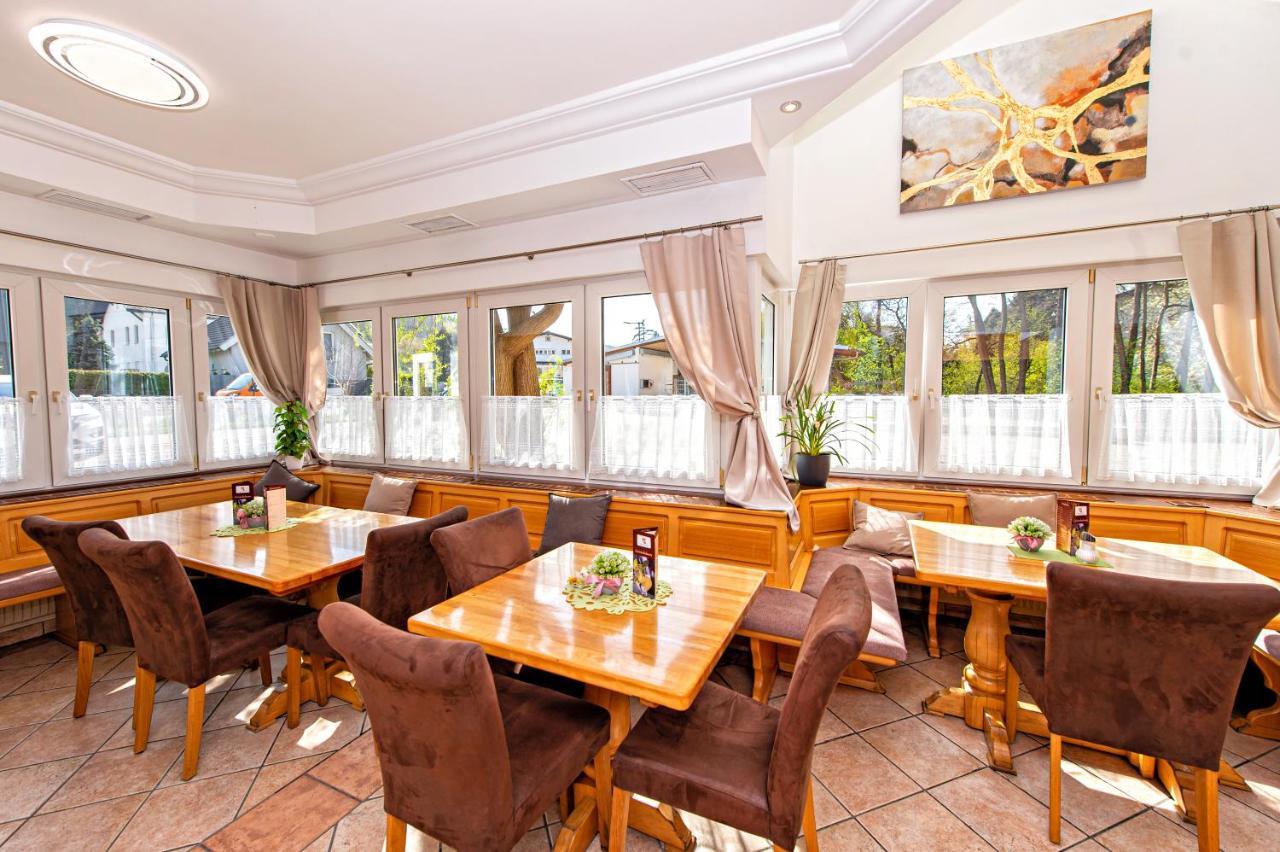 Hotel Wiental Pressbaum Eksteriør billede