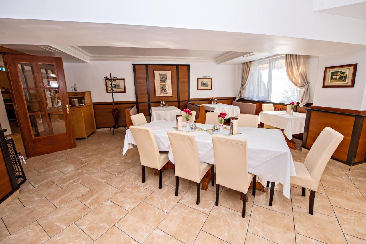 Hotel Wiental Pressbaum Eksteriør billede